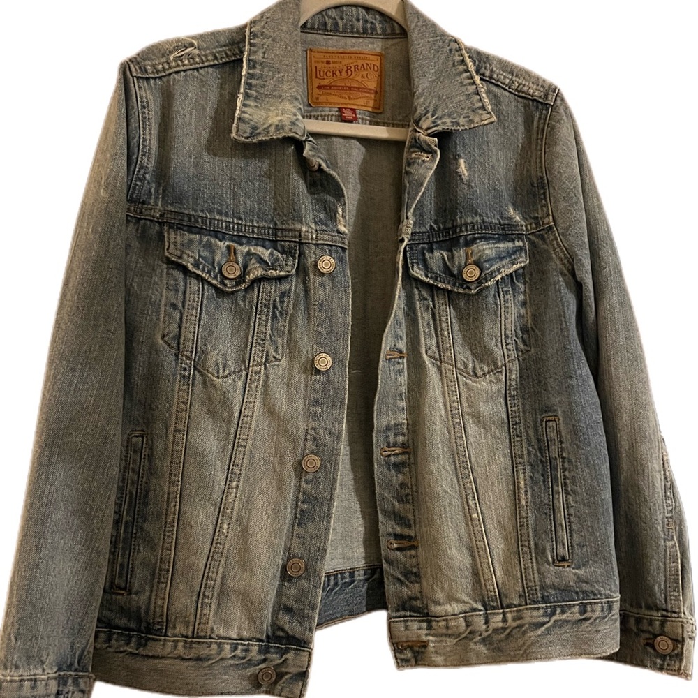 Women’s Lucky Brand Tomboy Trucker Distressed Jean Jacket Size Large Pre Owned